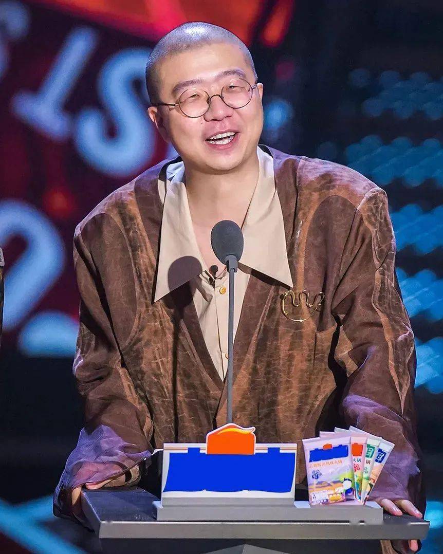 没想到,李诞竟然这么时髦!这么多年我误解他了?