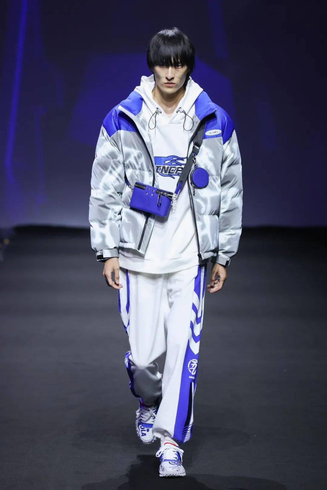 ss23上海时装周 day6|浪漫锋利之间,绘未来多元之境_潮流_设计_文化