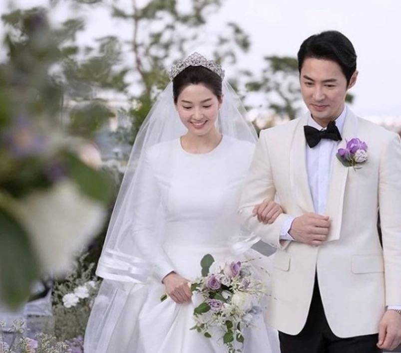 为寻母出道当明星,两人40年仅见过一次_junjin_妈妈_联络