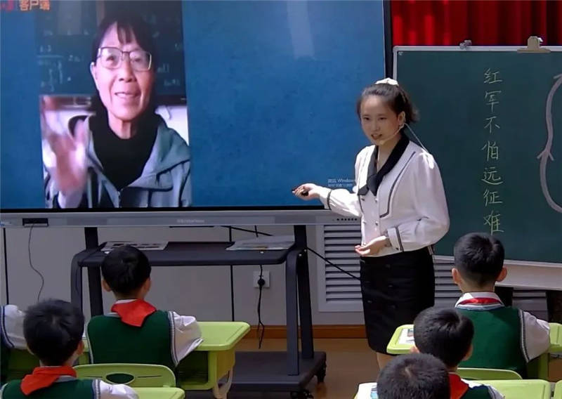 在未来的思政教育工作中,张凡老师将继续努力践行新时代思政教师的