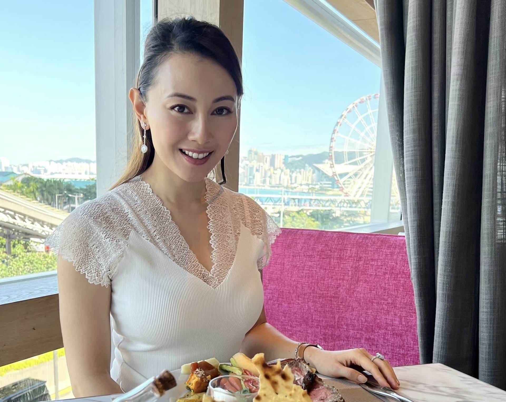 香港钟氏丑闻：父子两被爆和同一女星有染，亲兄弟为财权内斗互撕_钟铭_钟培生_江海和