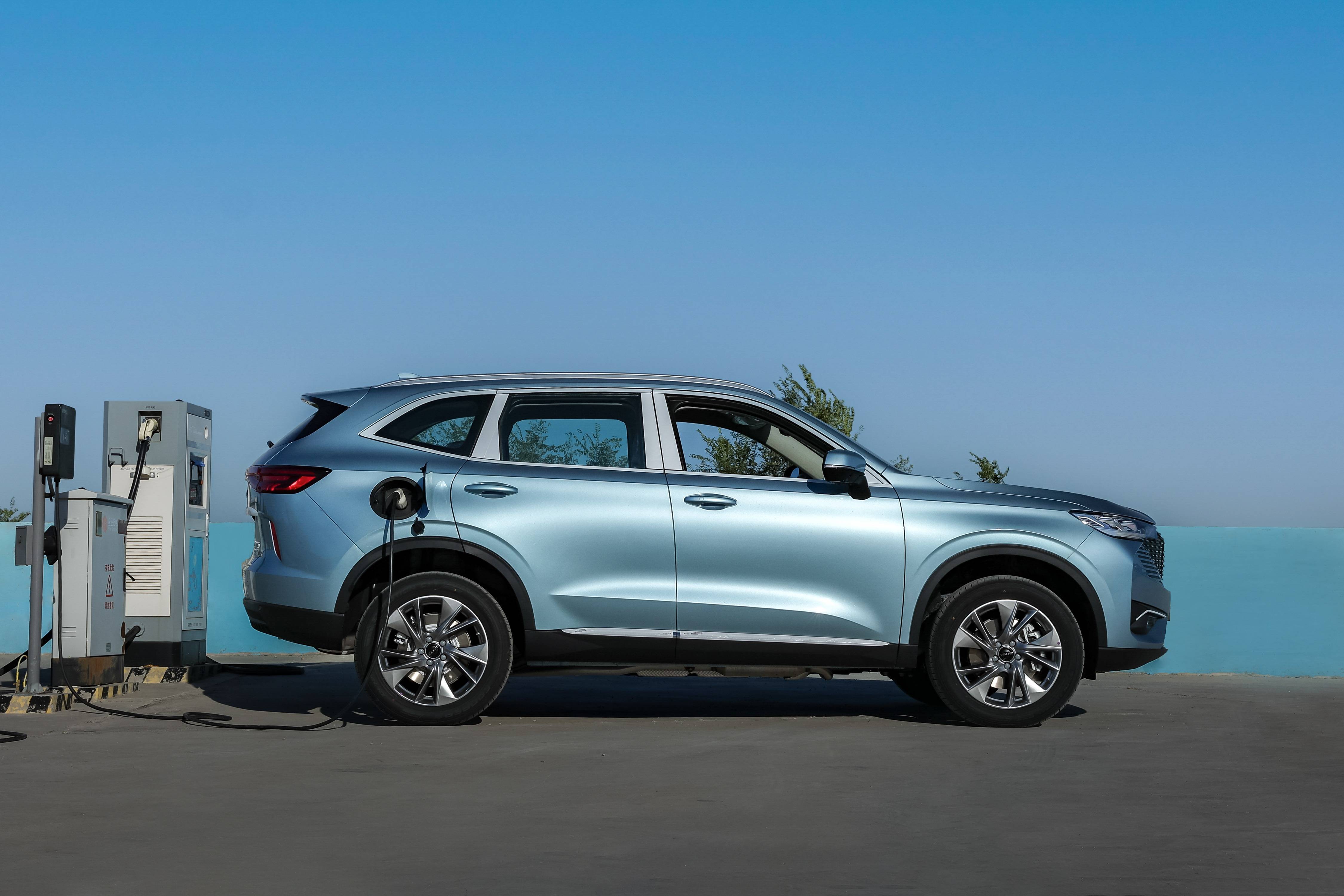 98万元,55和110km纯电续航,哈弗第三代h6 dht-phev上市_搜狐汽车_搜狐