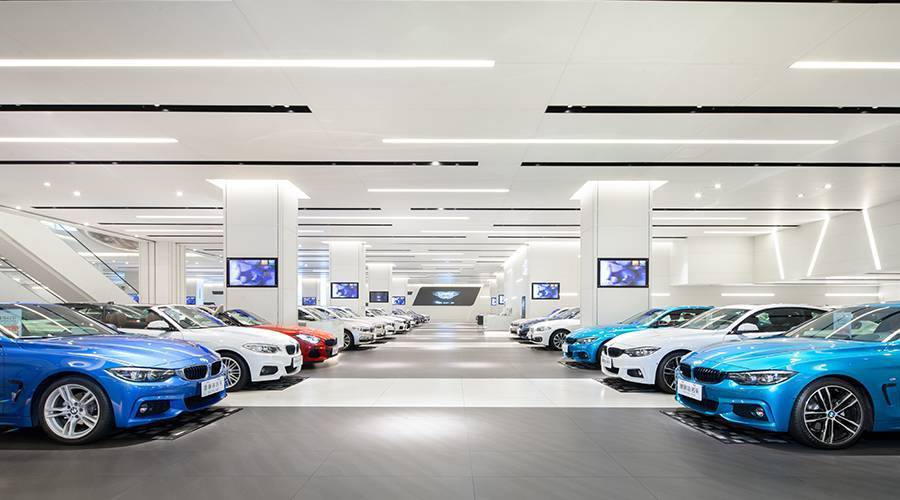 十一假期,在深圳必打卡全球最大二手车展厅"澳康达"