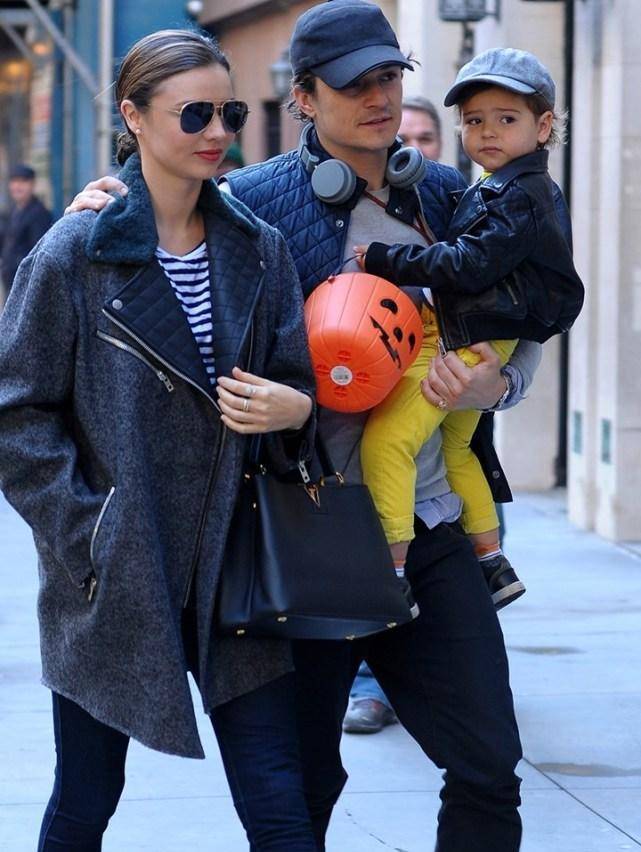 可儿11岁儿子久违现身,瘦了好多,继承父母的高颜值_弗林_男孩子_爸爸