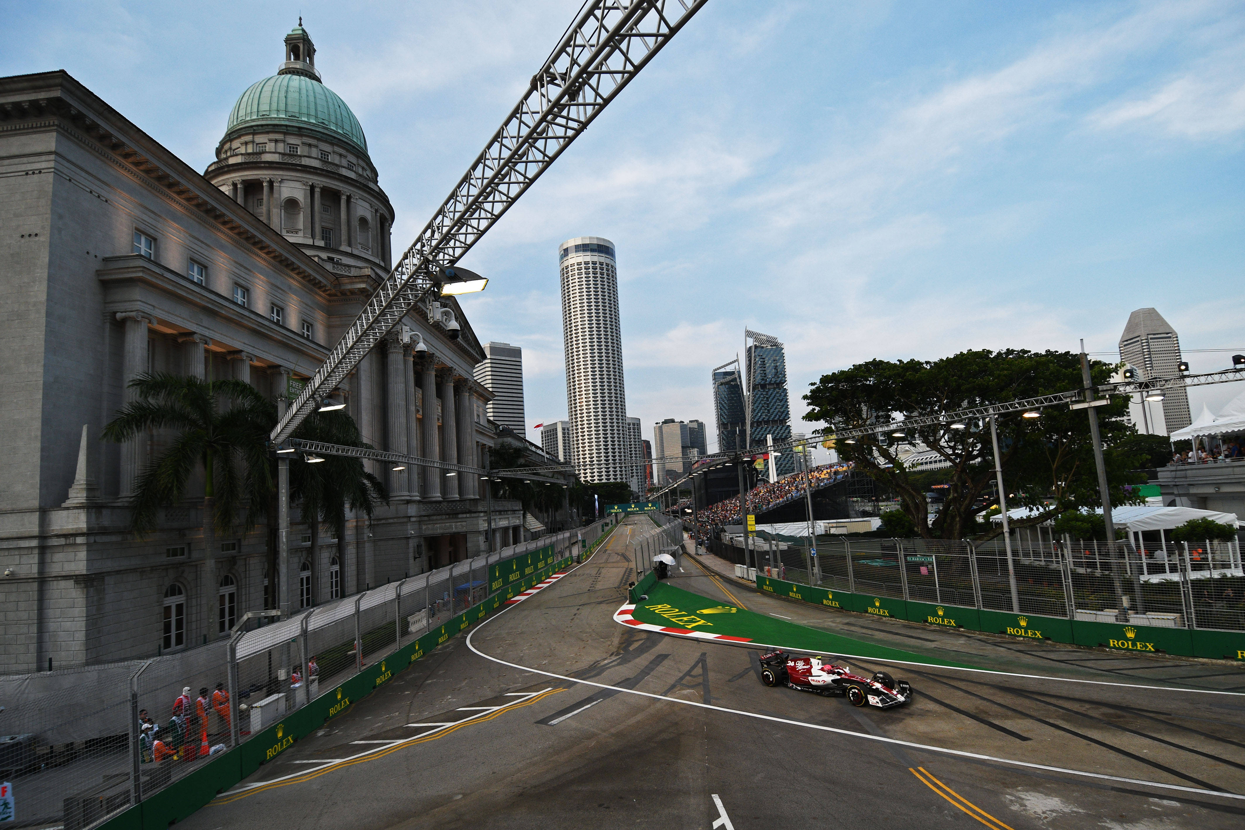 世界一级方程式赛车锦标赛(f1)新加坡大奖赛在滨海湾赛道举行练习赛