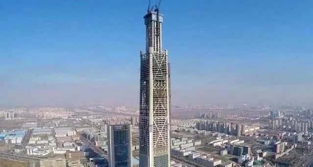 花700亿建中国第一高楼，12年过去了，如今高楼成最大烂尾楼