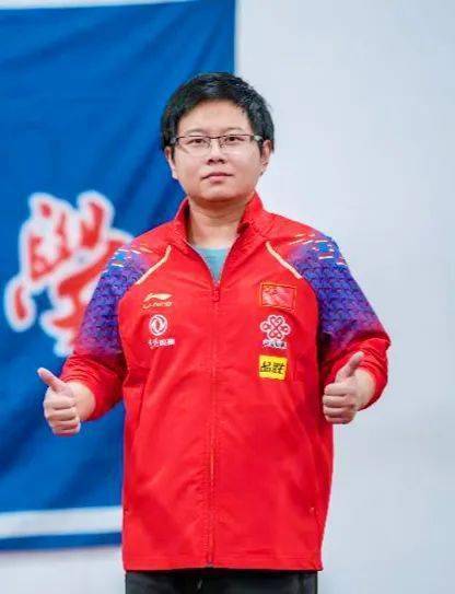 教练:天津大学乒乓球运动队教练员杨博文时间:10月3日 14:00-15:30