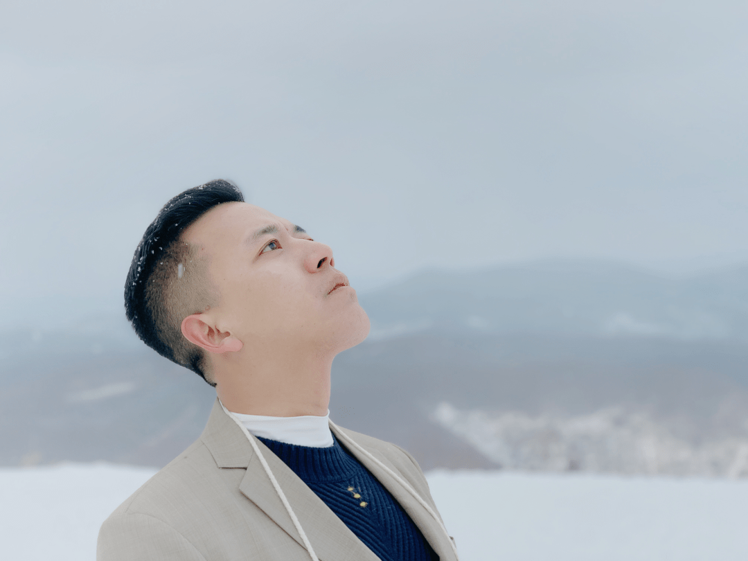 奥杰阿格/贾巴阿叁/木乃七斤/奥杰阿黑(太阳部落组合)/俄木小宁合唱