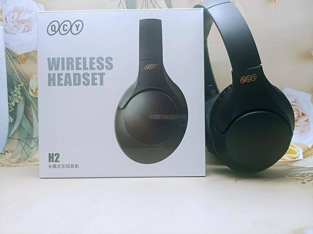 耳机界卷王!百元价格旗舰体验QCY H2头戴式蓝牙耳机