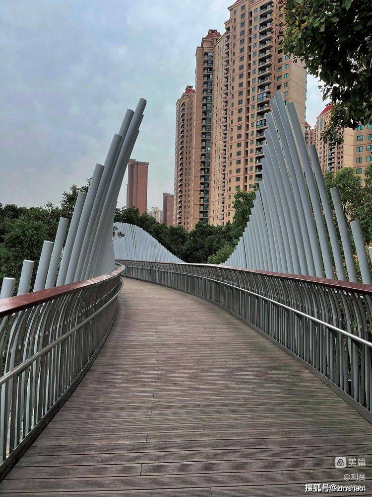 上海苏州河景观步廊图片