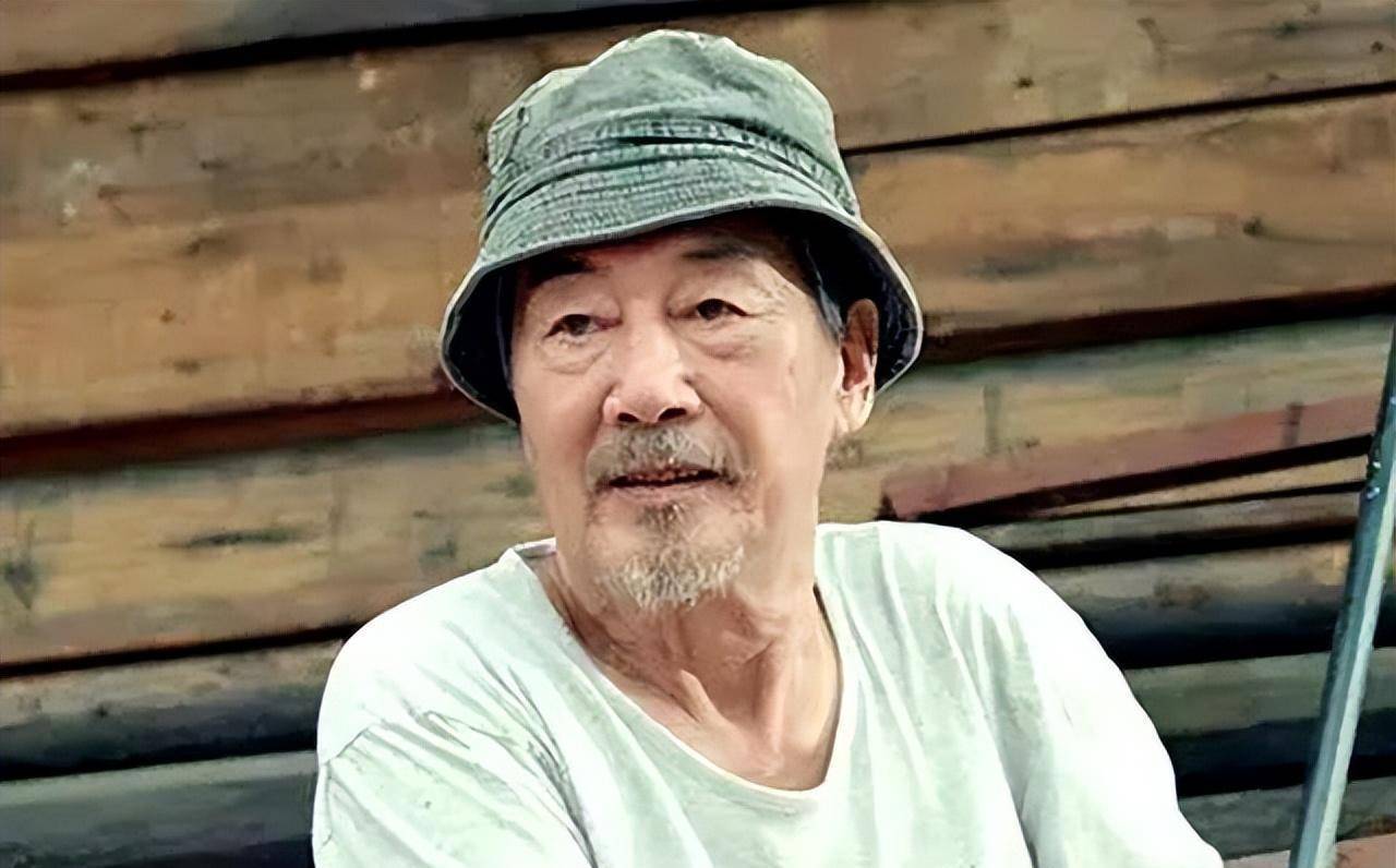 演员杜雨露:死于肺癌,葬礼只有6人,老婆的坚持让我泪目_小角色_舞台