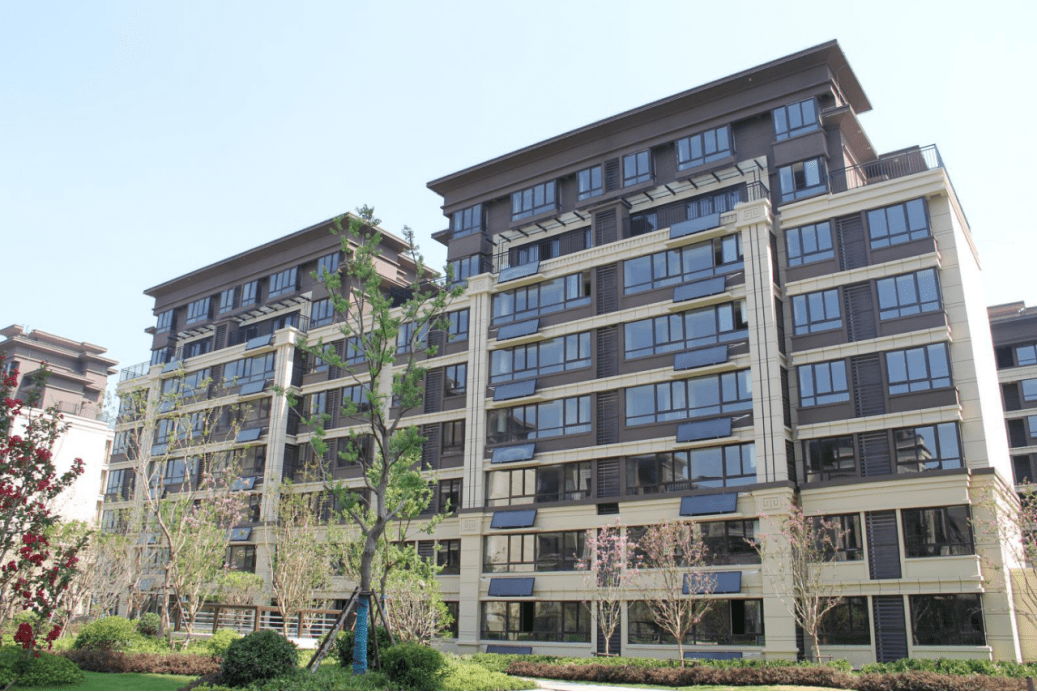 作为中国铁建在高新区打造的标杆产品,燕南苑,花语苑项目致力于为蚌埠