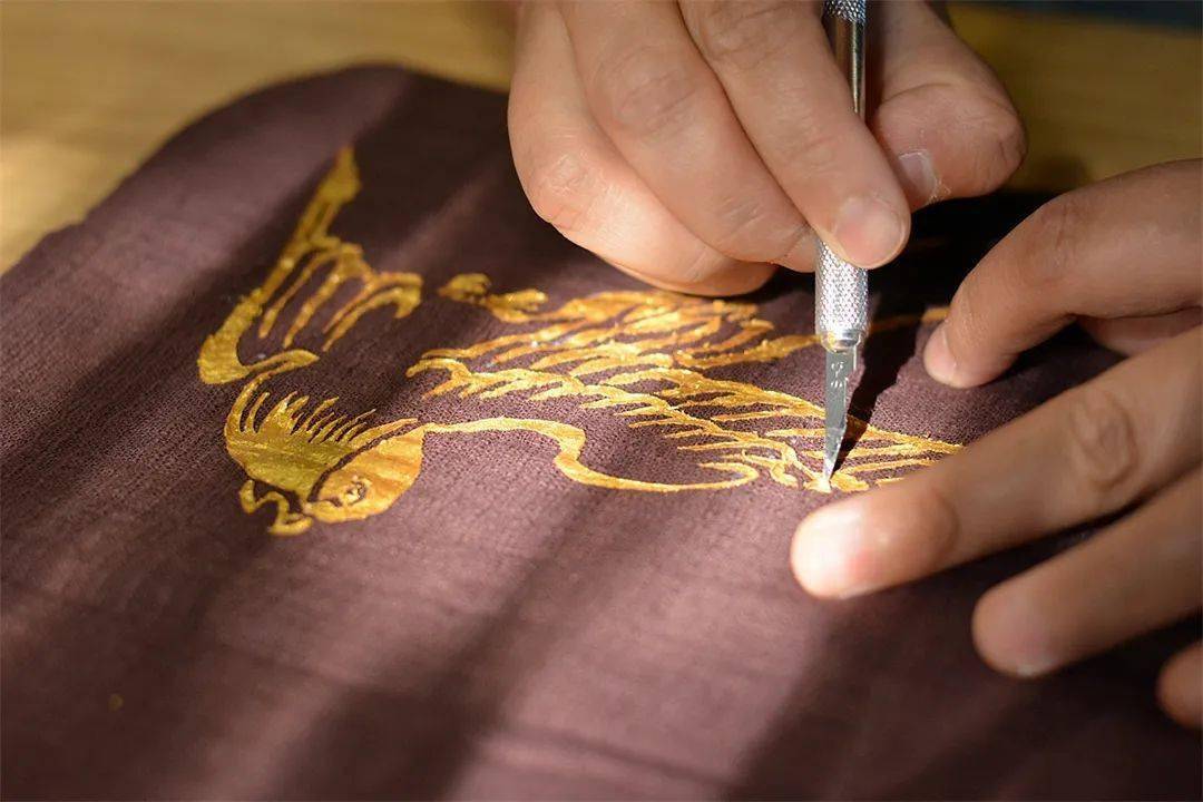 【非遗】乐享普洱丨文创·孟连傣族金水漏印_旅游_保护_图案