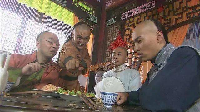 豆瓣评分8.4!非主流搞笑神剧《御前四宝》你看过吗?_林天宝_康熙_谢放