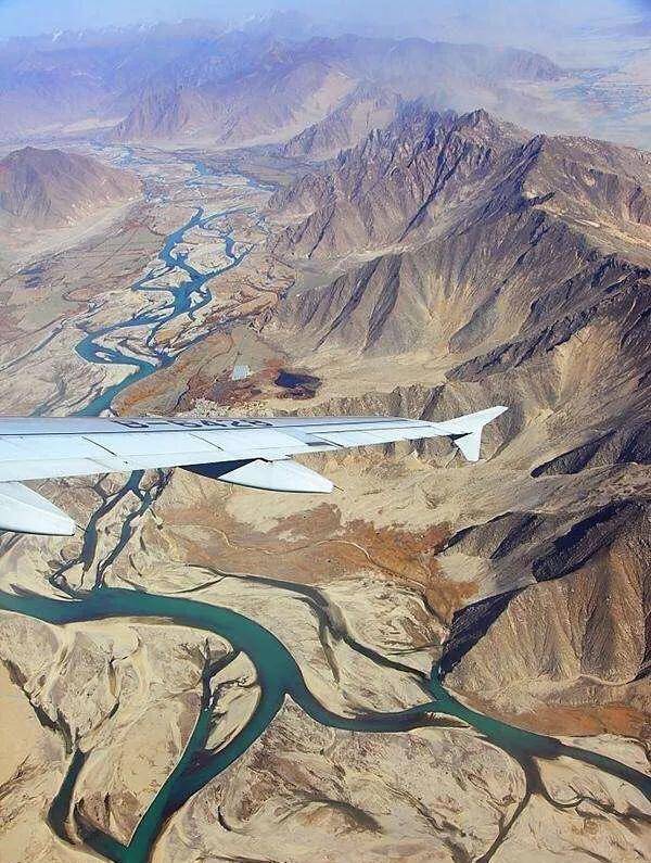 雅鲁藏布江的水能引入罗布泊吗？