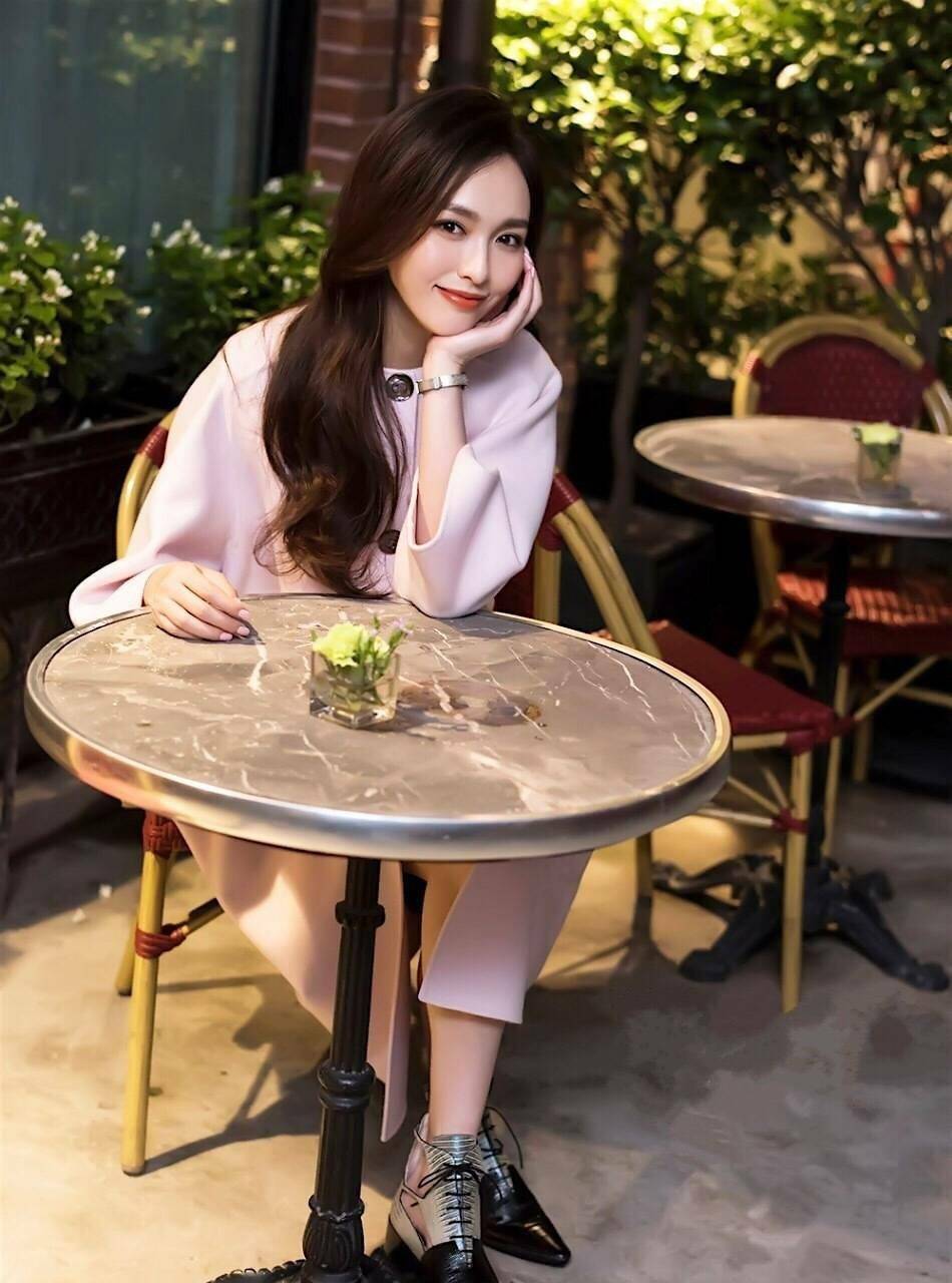 评论区却扎心一片,网友:最烦这样的_罗晋官_消息_李心艾