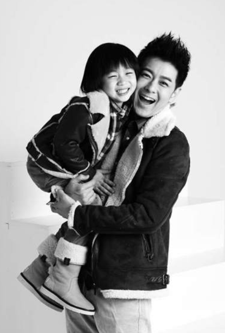 林志颖早已不是第一次出车祸了,他父亲曾告诫他别碰赛车_林志杰