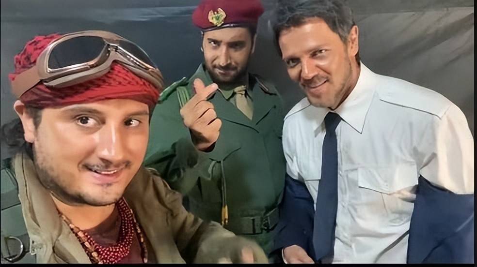 《万里归途》五个删减片段曝光,哈桑被出卖,穆夫塔被击毙_刘明辉_叛军