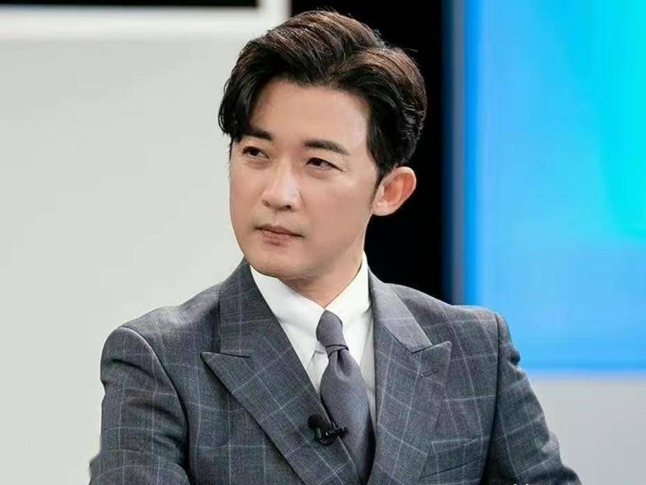 "韩流鼻祖"安在旭近况,52岁依然帅气,一双儿女颜值太普通_妻子_孩子