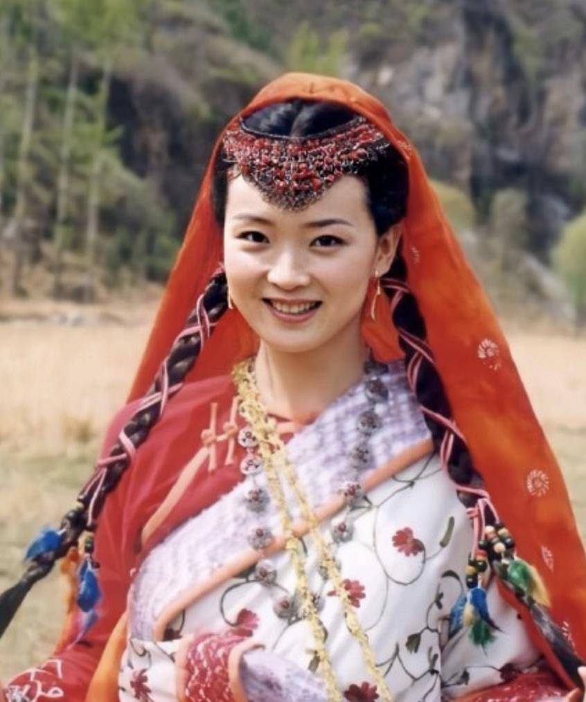 46岁王艳复出拍戏:23岁就嫁豪门的她,后悔了吗?_王志才_孩子_儿子