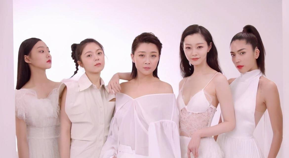 41岁殷桃演万人迷?宋轶演结婚狂?_观众_演技_原版