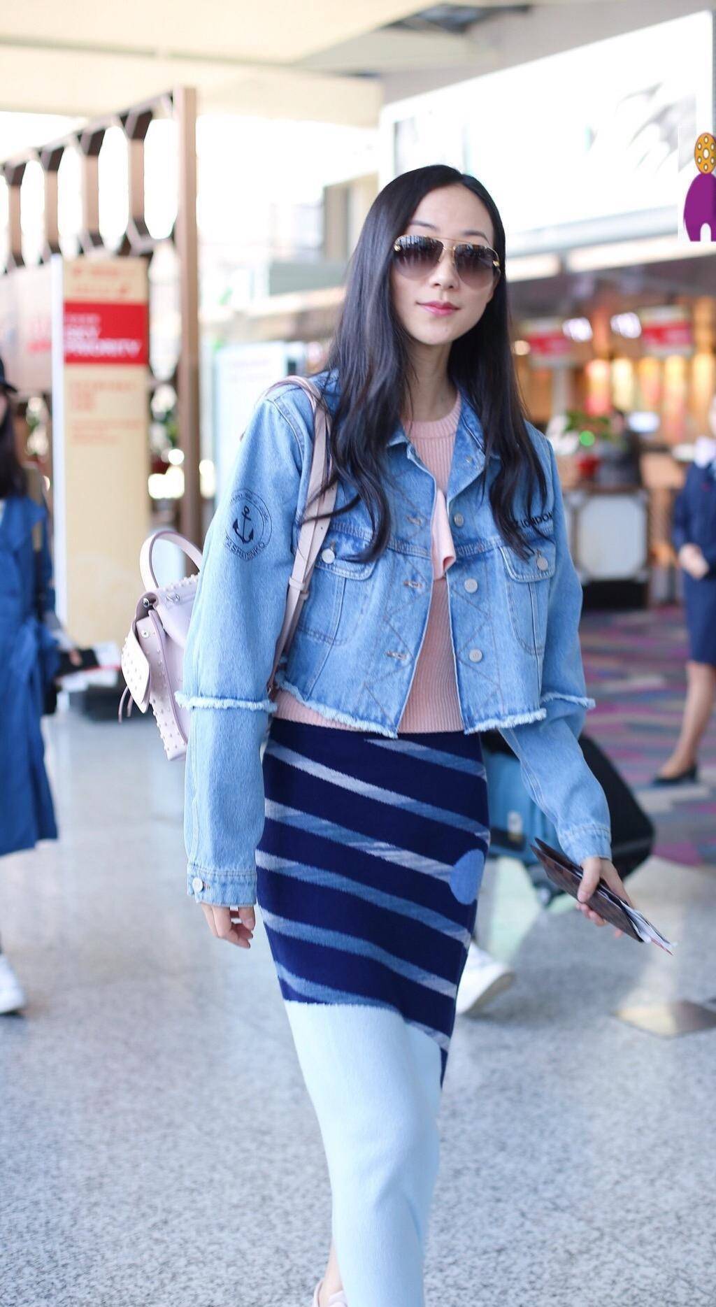 37岁韩雪少女感不减,穿牛仔装留黑长直气质清纯,素颜状态更耐看_外套