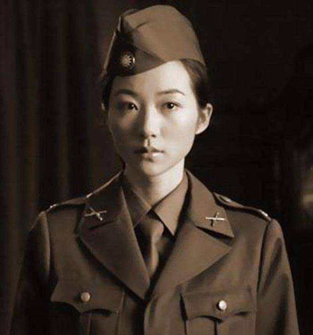 国军军统女少将姜毅英：40岁再嫁商人，活了98岁，孙女是台湾名模