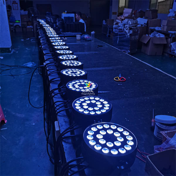 不防水舞台led染色帕灯 24颗扁平四合一全彩led婚庆帕灯 七彩演出帕灯