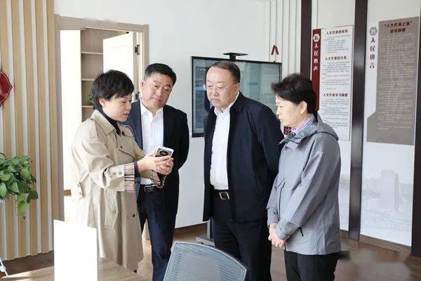 朱晏辰到龙泉街道调研人大代表之家建设工作_相关_活动_朱主任