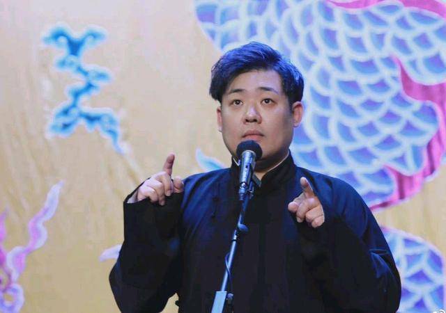 张鹤帆上演《一站到底》,斩获九部漫画,创造德云社新的"站绩".