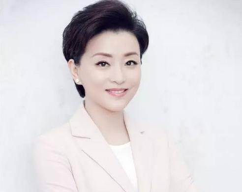 杨澜大方谈教育孩子的方法 23岁儿子是学霸 有才有颜值为人谦 女性 吴征 智慧