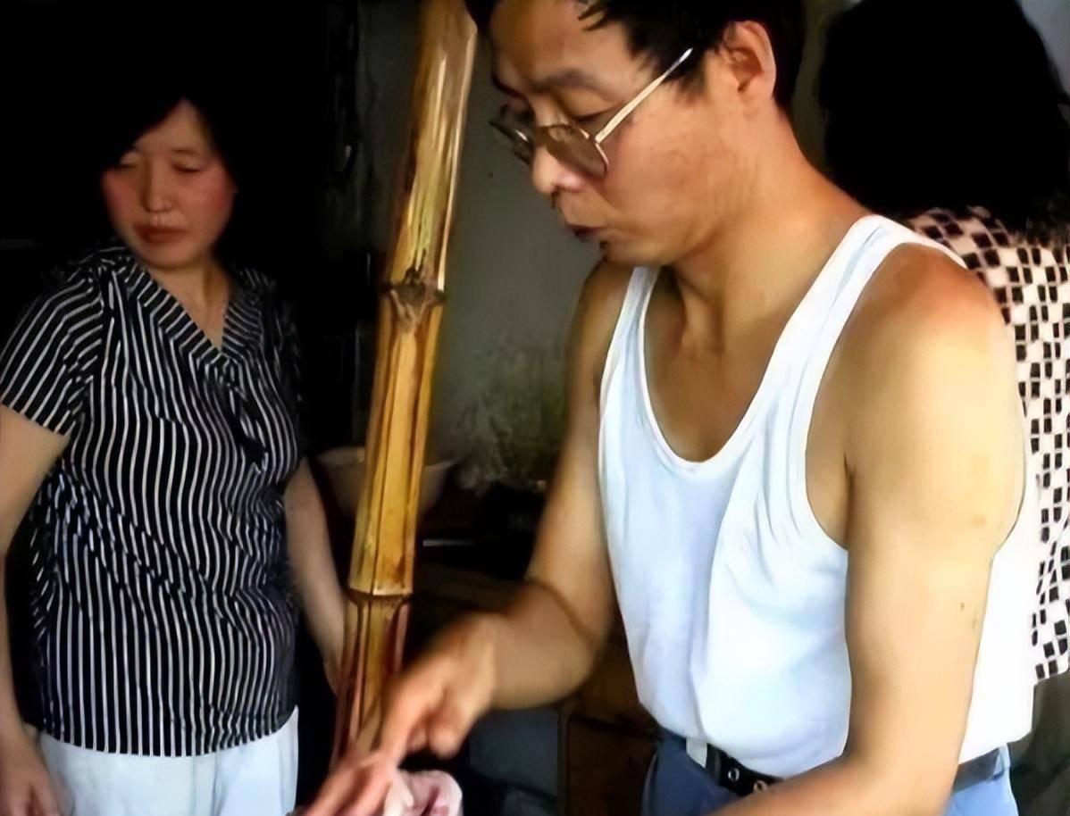 30年前北大毕业,迫于生计选择当街杀猪卖肉,北大屠夫如今咋样了