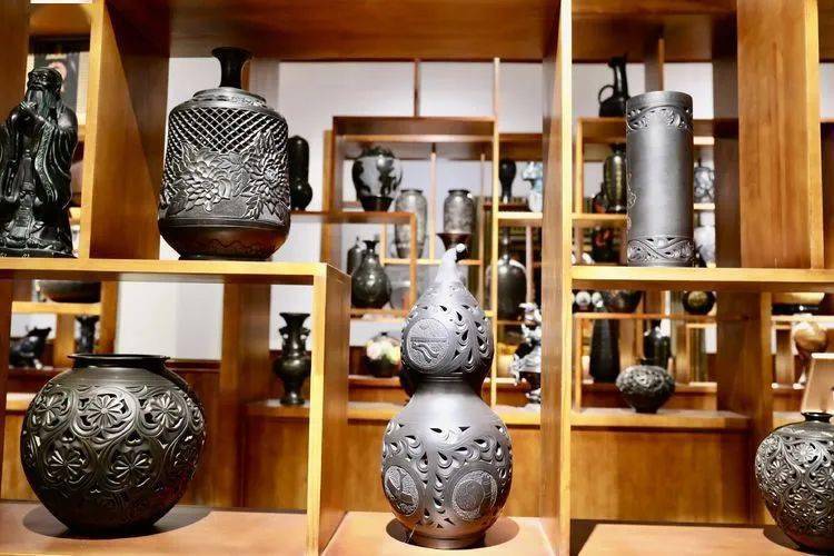 龙山黑陶有"身份证"了!_发展_标准_文化