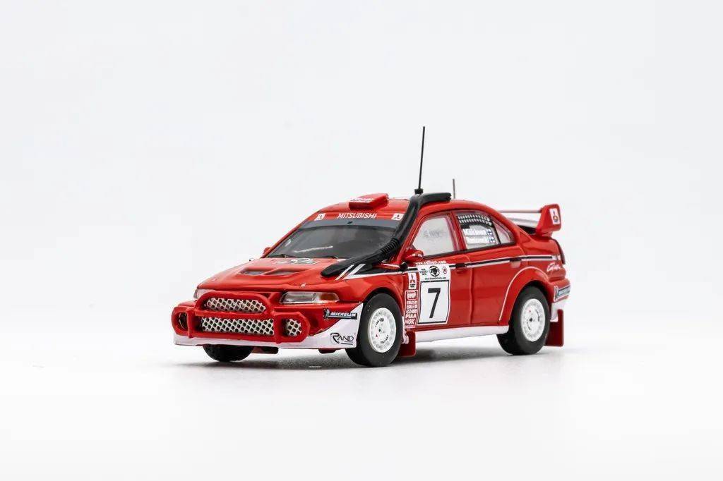 到了千禧年的世界拉力赛场,还是要看三菱evo的脸色_搜狐汽车_搜狐网