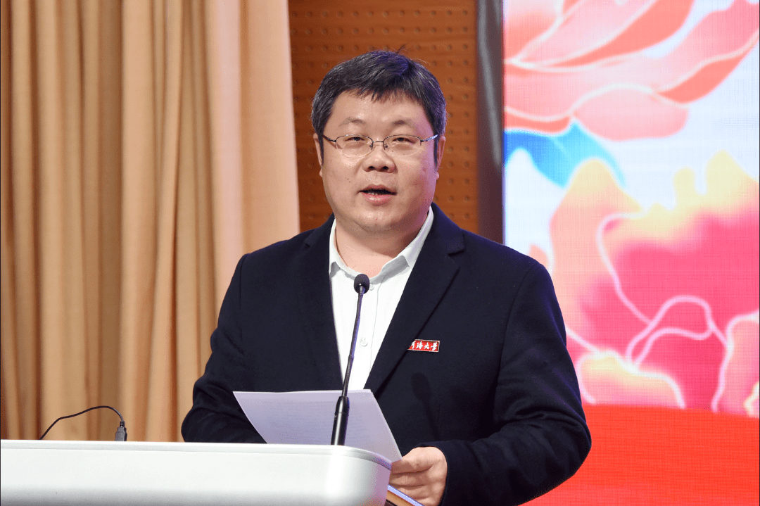 河海大学举行2021-2022学年退休教职工荣休仪式_发展_工作_管理