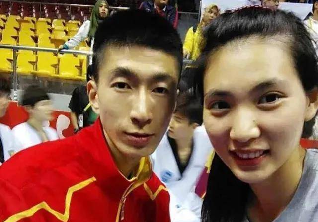 郑姝音晒照秀恩爱,男友赵帅口罩都没摘,但2人的颜值却掩盖不住_奥运会
