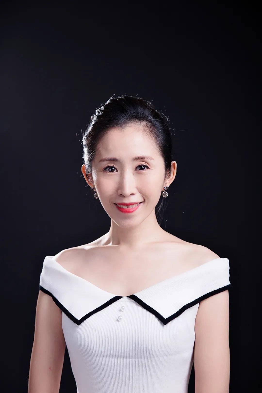 活动招募丨吴正丹x魏葆华 探索"东方天鹅"美学_广州大剧院_杂技_观众