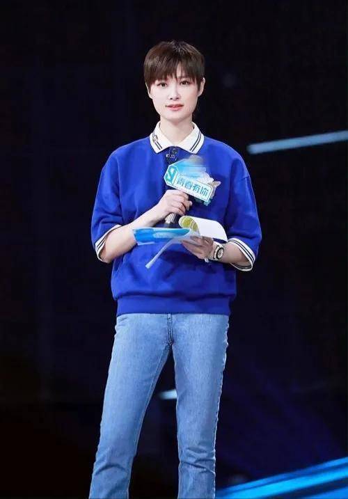 李宇春得了强直性脊柱炎,周杰伦也得过,天才总是卖惨