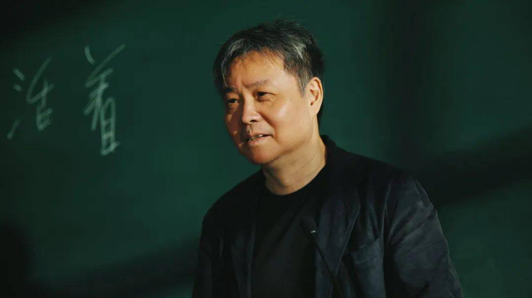 重磅独家丨余华:我与《活着》_写作_时候_命运