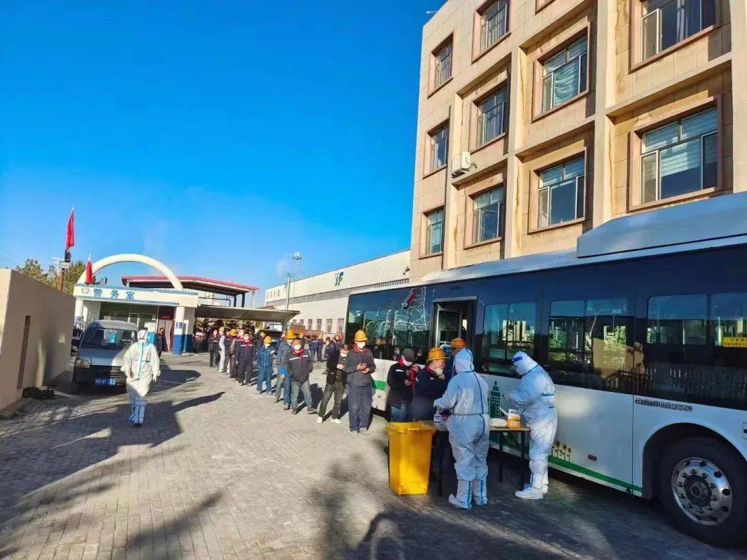 包头公交助力疫情防控一线 | 抗疫战场公交先行 平凡岗位彰显担当
