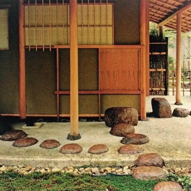 日本庭院枯山水的世界，国宝级枯山水设计师，竟是一位寺庙住持？！_庭园_野俊_瀑布