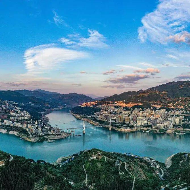 印象巴东_地方_景区_支流
