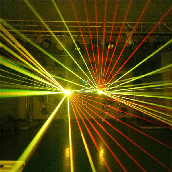 舞台激光灯效果 激光灯红光和绿光哪个好 酒吧专业激光灯_图案_演出