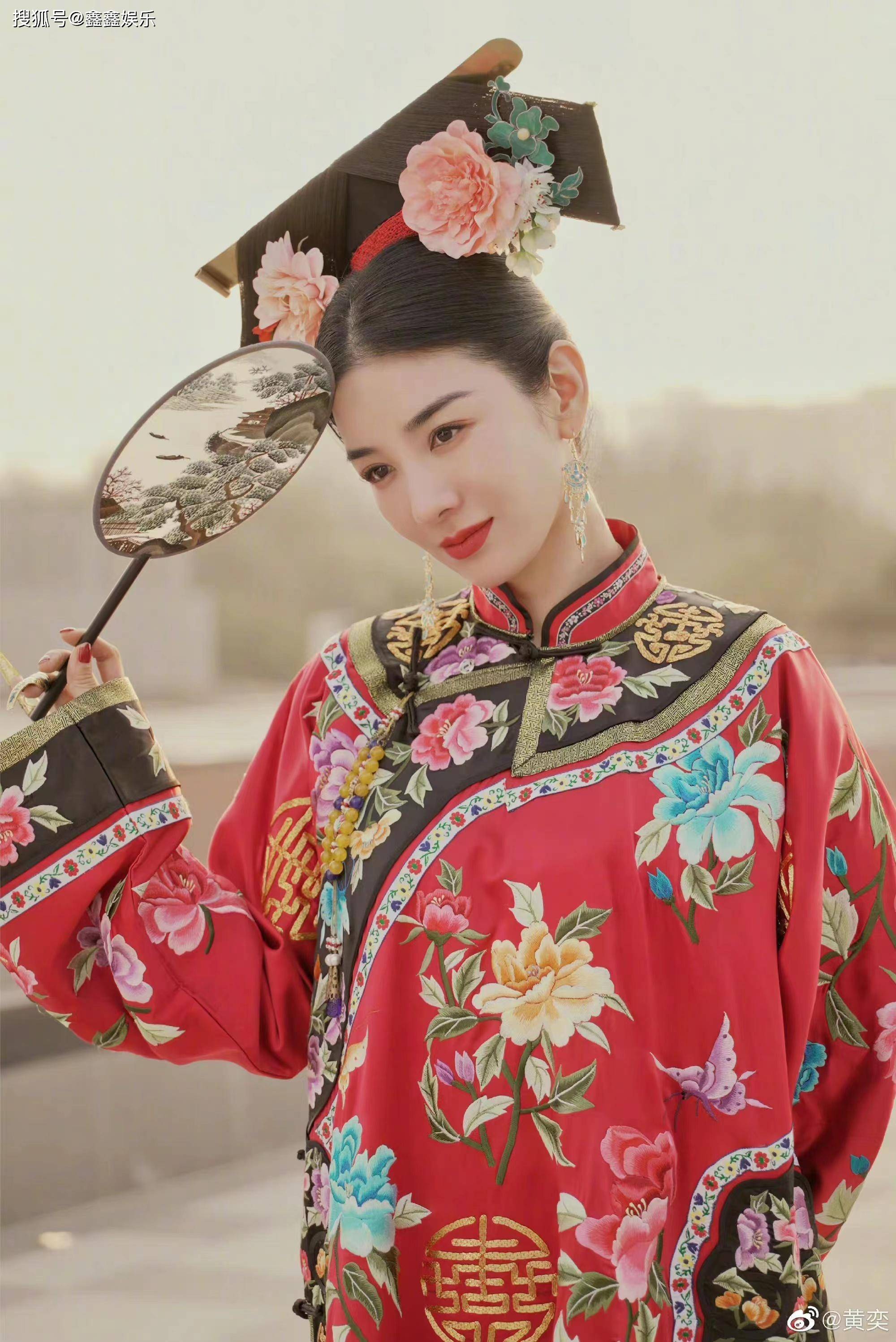 45岁黄奕晒瑜伽照,身材曼妙如20,网友直呼"好美"_健身_小燕子_肌肉