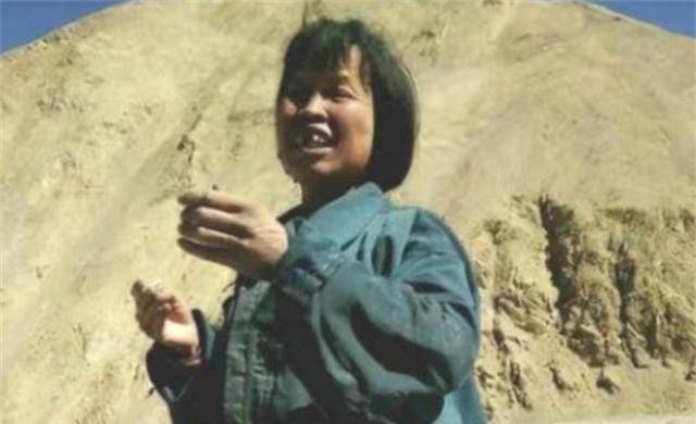 “昆仑女神”因与丈夫一个约定，驻守新藏线20年，“女神”变乞丐