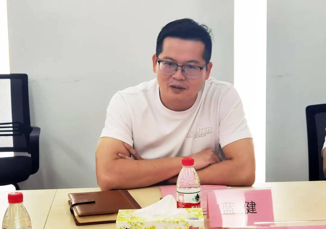 广交投战略发展部副部长 蓝健广交投广州市道路研究院董事长李炎清