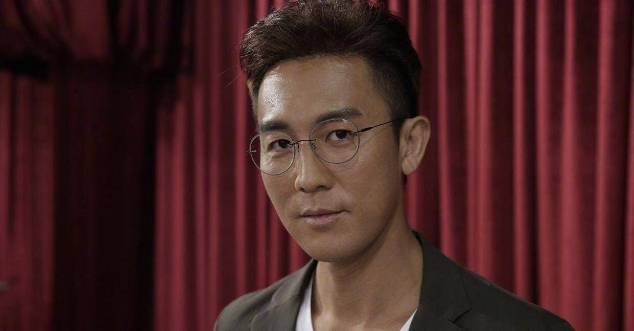 另外该剧还有星二代狄龙的儿子谭俊彦,虽说谭俊彦早前都备受观众的