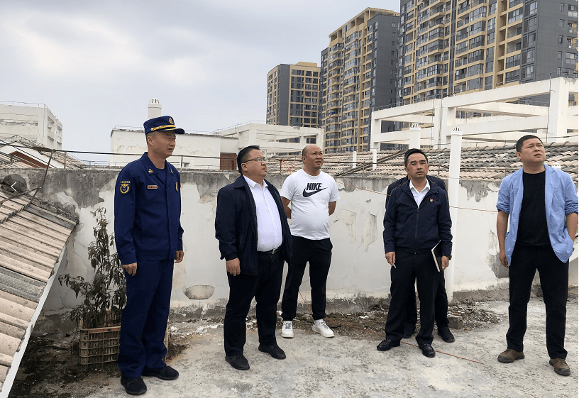黔东南高新区管委会副主任许亮,罗国泮带队督导检查消防安全工作_整改