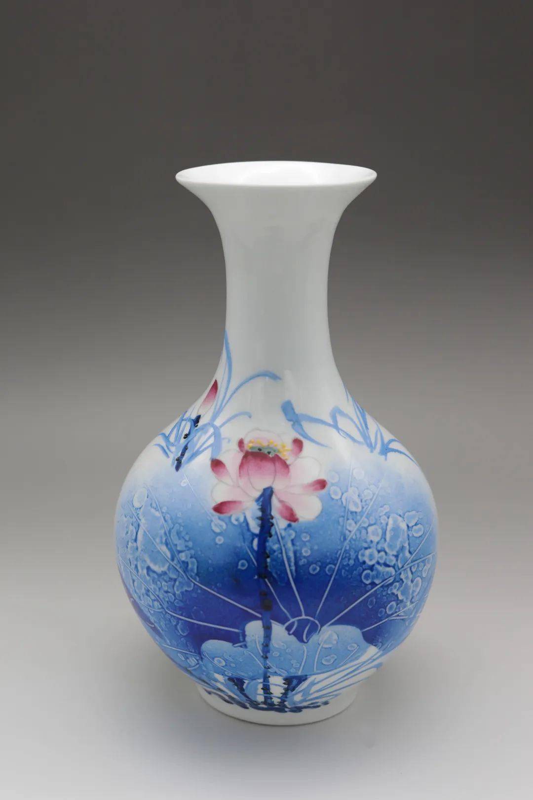 《现代瓷艺·网络拍卖专场》精品推荐_瓷器_时期_造型