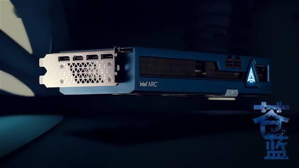 罕见的蓝黑双煞！蓝戟Intel Arc A770显卡精美图赏
